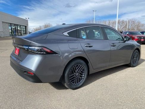 New 2026 Nissan Sentra SV image 6