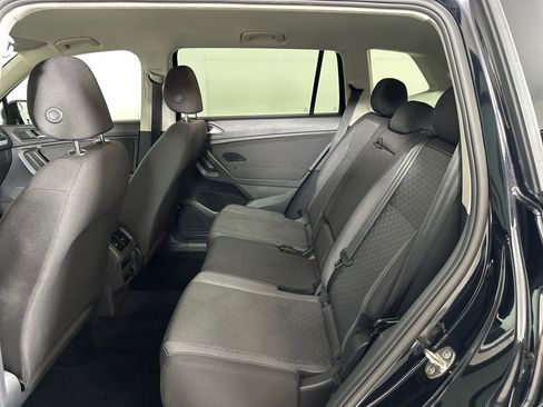 Used 2021 Volkswagen Tiguan S image 26