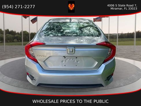 Used 2017 Honda Civic EX image 5