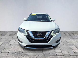 Used 2019 Nissan Rogue S FWD video 2
