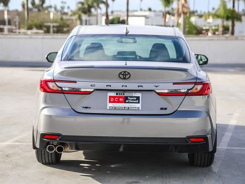Used 2026 Toyota Camry SE image 6