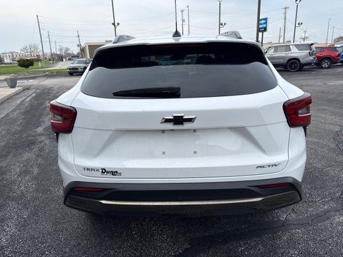 Used 2025 Chevrolet Trax ACTIV w/ Driver Confidence Package image 4