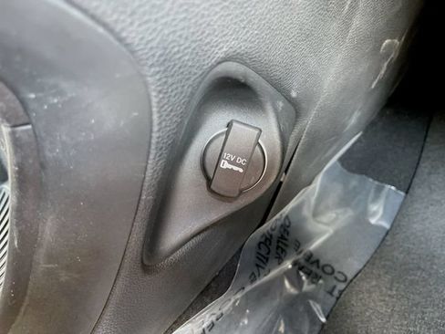 Used 2016 Chrysler 200 S AWD/4WD image 25