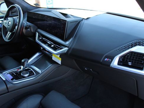 Used 2023 BMW XM AWD/4WD image 48