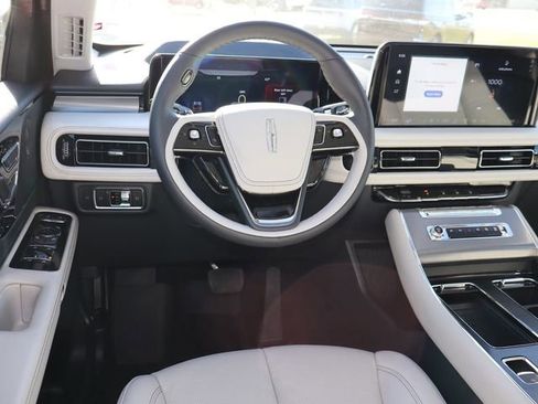 New 2025 Lincoln Aviator 2WD w/ Equipment Group 101A image 6