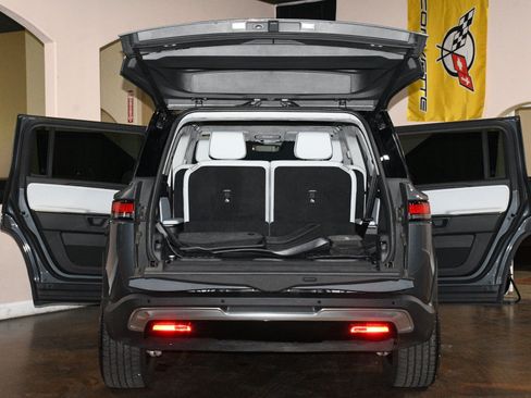 Used 2023 Rivian R1S Launch Edition AWD/4WD image 88