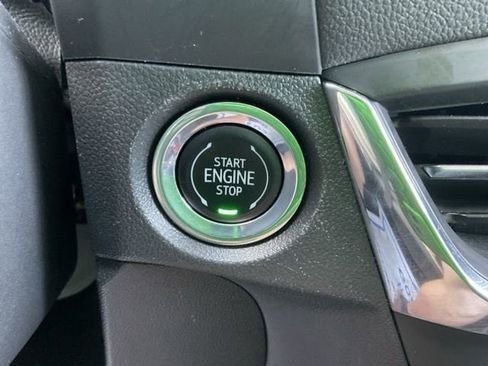 Used 2025 Buick Encore GX Preferred AWD/4WD image 22
