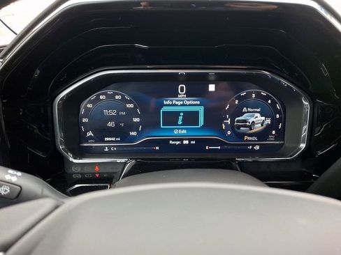 Used 2022 Chevrolet Silverado 1500 LT Trail Boss w/ Protection Package image 19