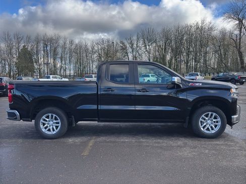 Used 2019 Chevrolet Silverado 1500 LT image 30