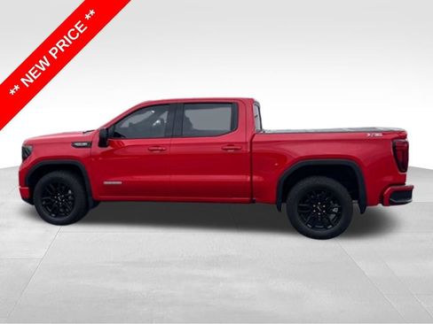 Used 2024 GMC Sierra 1500 Elevation AWD/4WD image 2