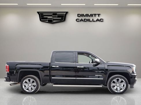 Used 2017 GMC Sierra 1500 Denali w/ Denali Ultimate Package AWD/4WD image 6