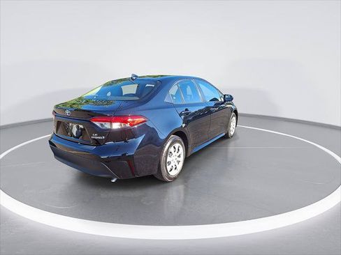 Certified 2024 Toyota Corolla LE FWD image 10