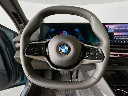 Used 2026 BMW 540i xDrive w/ Premium Package image 11