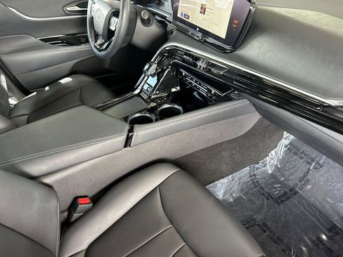 Certified 2023 Toyota Mirai w/ Advanced Technology Package RWD image 19