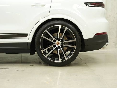 New 2026 Porsche Cayenne AWD/4WD image 42