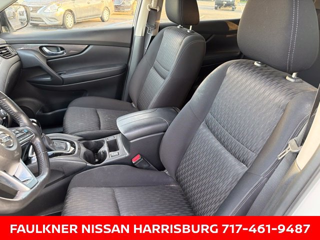 Certified 2019 Nissan Rogue SV w/ Premium Package AWD/4WD image 14