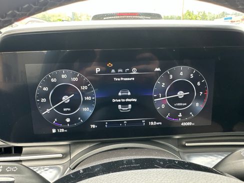 Used 2024 Kia Carnival SX Prestige FWD image 57