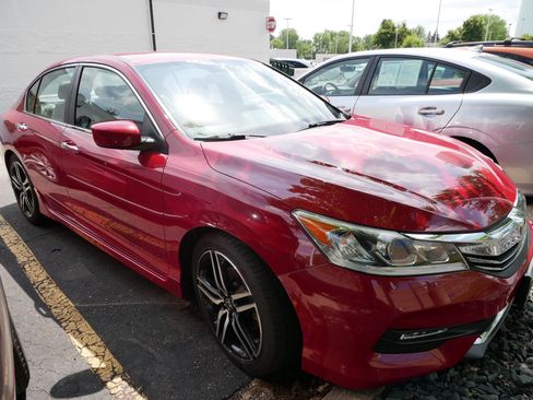 Used 2017 Honda Accord Sport Special Edition image 4