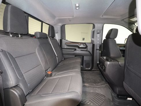 Used 2024 Chevrolet Silverado 1500 LT Trail Boss w/ Convenience Package II AWD/4WD image 27