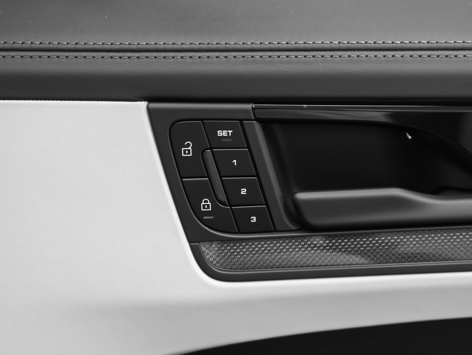 Certified 2026 Porsche Cayenne GTS AWD/4WD image 22