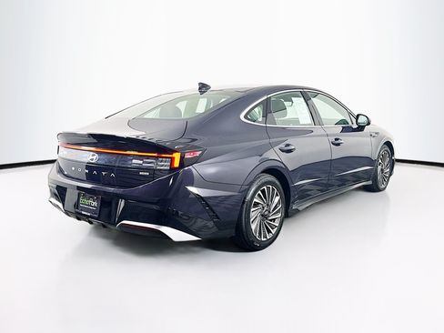 Used 2025 Hyundai Sonata SEL FWD image 9