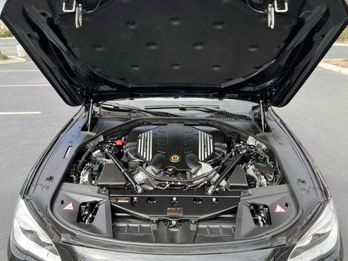 Used 2013 BMW ALPINA B7 image 24