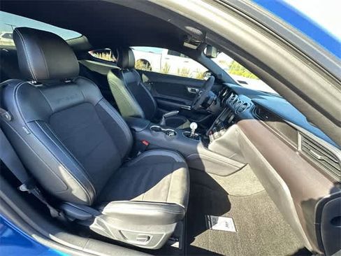 Used 2017 Ford Mustang Shelby GT350 image 23