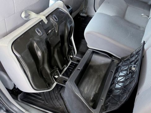 Used 2015 Toyota Tacoma PreRunner w/ TRD Sport Package image 36