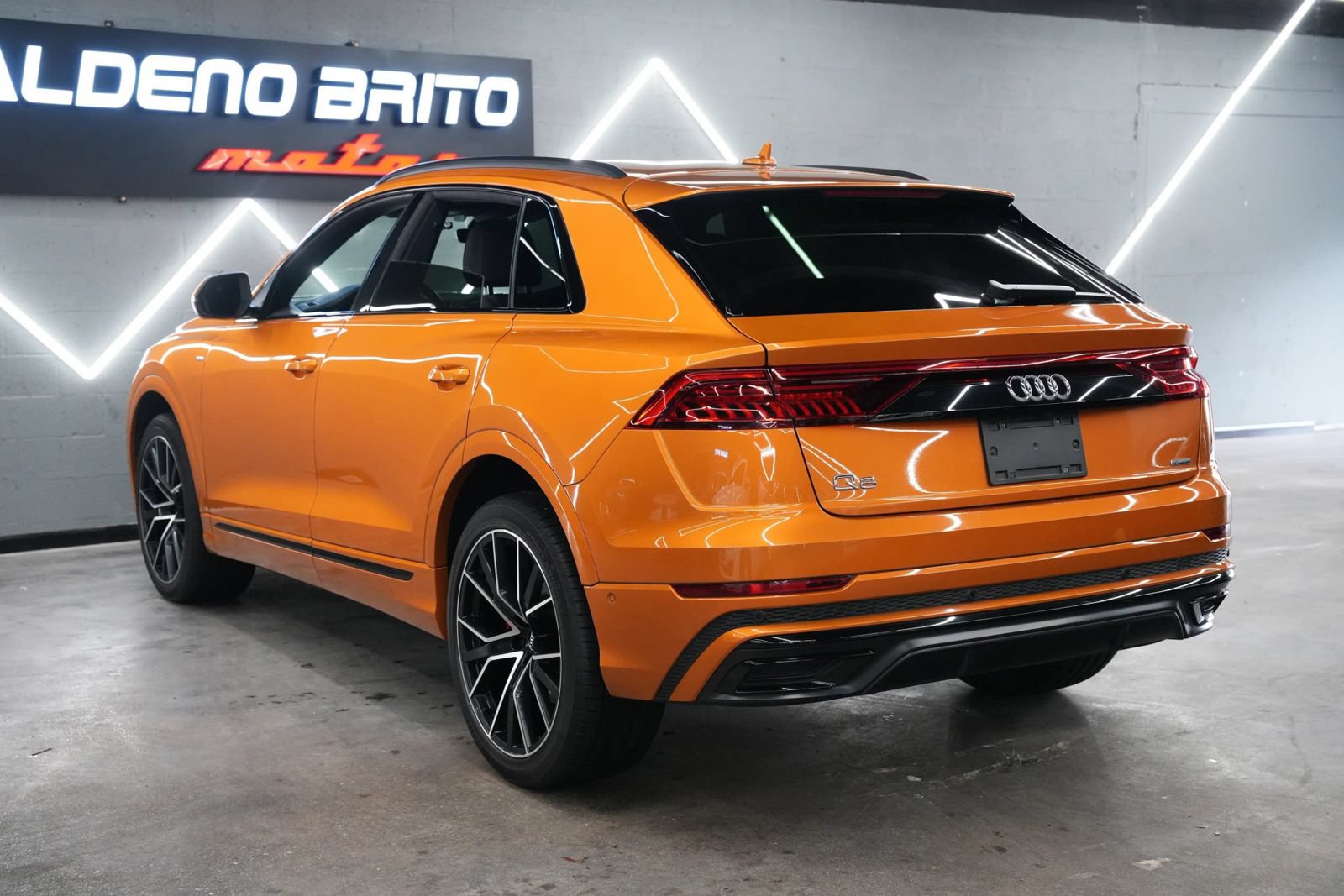 Used 2020 Audi Q8 Premium Plus w/ Premium Plus Package AWD/4WD image 27