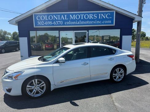 Used 2015 Nissan Altima 3.5 SL FWD image 1