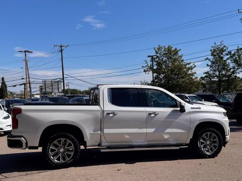 Used 2022 Chevrolet Silverado 1500 High Country w/ Z71 Off-Road Package AWD/4WD image 7
