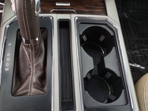 Used 2018 Ford F150 Lariat AWD/4WD image 15