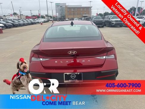 Used 2025 Hyundai Elantra SEL FWD image 4