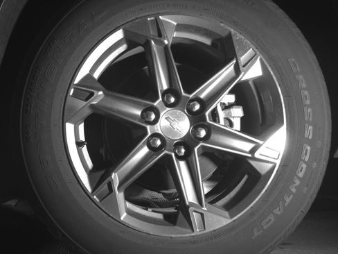 Used 2025 Chevrolet Blazer LT FWD image 14