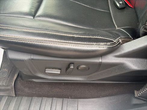 Used 2019 Ford F150 Lariat w/ FX4 Off-Road Package image 18