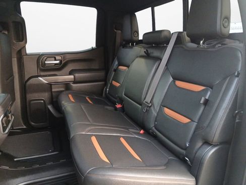 Used 2021 GMC Sierra 1500 AT4 w/ AT4 Premium Package AWD/4WD image 22
