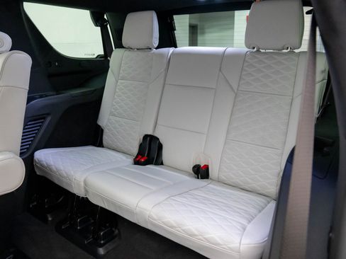 New 2026 Cadillac Escalade Platinum Sport w/ LPO, ONYX Package image 17