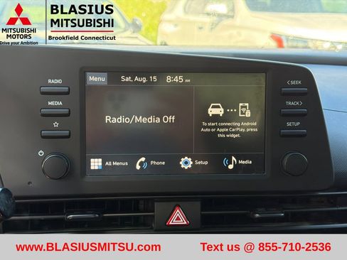 Used 2025 Hyundai Elantra Sport FWD image 17