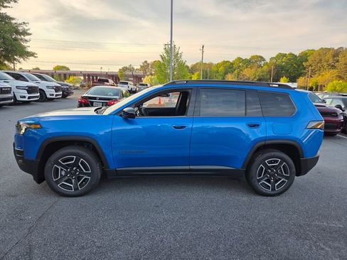 New 2026 Jeep Cherokee Laredo AWD/4WD image 4