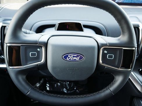 New 2027 Ford Expedition Platinum w/ Stealth Performance Package AWD/4WD image 19