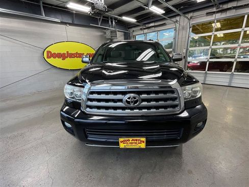 Used 2008 Toyota Sequoia Platinum w/ Cold Area Pkg AWD/4WD image 8
