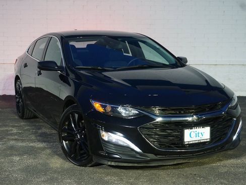 Certified 2024 Chevrolet Malibu LT w/ Midnight Edition image 4