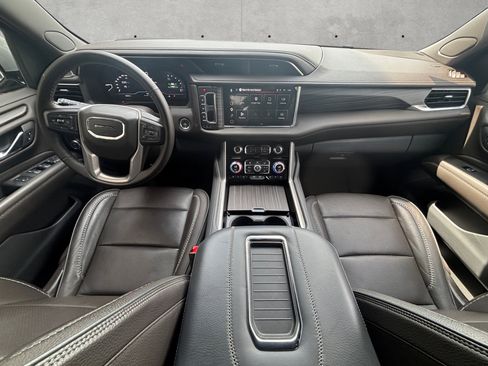 Used 2023 GMC Yukon XL Denali w/ Max Trailering Package image 24