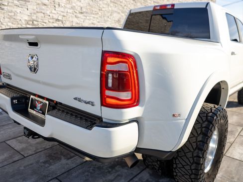 Used 2023 RAM 3500 Limited image 16