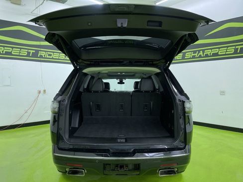 Used 2020 Chevrolet Traverse Premier w/ Redline Edition image 9