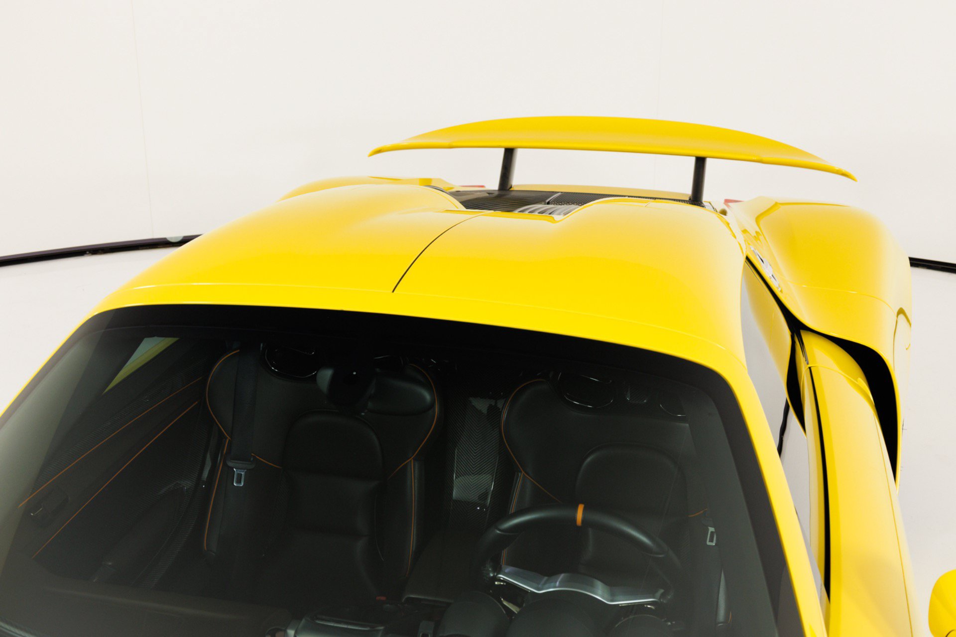 Used 2015 Porsche 918 Spyder AWD/4WD image 60