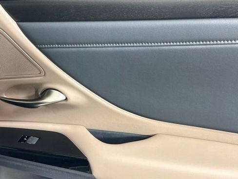 New 2025 Lexus ES 350 w/ Premium Package image 24