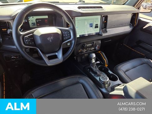 Used 2024 Ford Bronco Badlands AWD/4WD image 8