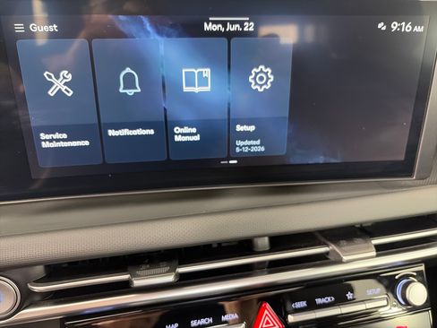 Used 2025 Hyundai Santa Cruz SEL AWD/4WD image 19