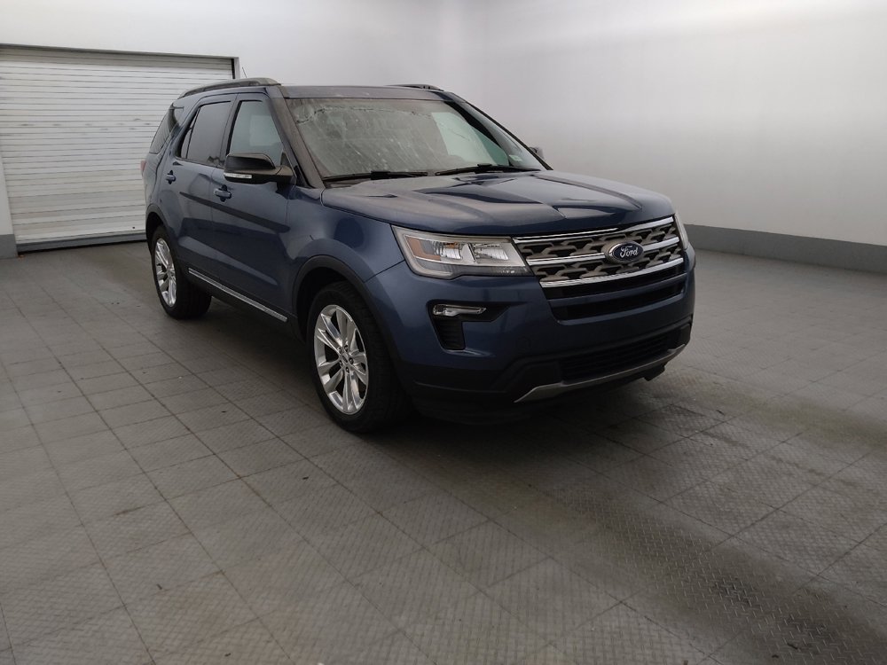 Used 2018 Ford Explorer XLT w/ Equipment Group 201A AWD/4WD image 13